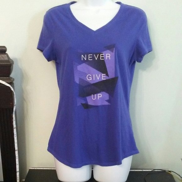 Never Give Up tee size small - Tek Gear - Picture 1 of 4